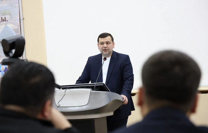 Xorazm viloyatidagi umumtaʼlim maktablari oʻquvchilari oʻrtasida "Jismoniy tayyorgarlik darajasi" sport sinovlarini tashkil etish va oʻtkazish boʻyicha oʻquv seminari tashkil etildi.